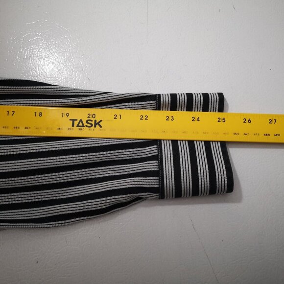 Jack Lipson Signature Men's Size Large Black & Grey Stripe Dress Shirt - Picture 10 of 11